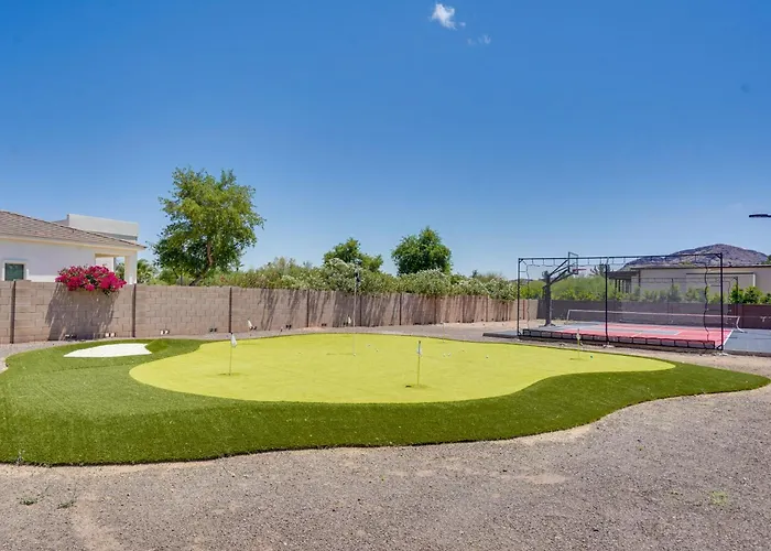 Dom wakacyjny Luxe Pv Estate W/ Private Pool & Sports Court! *