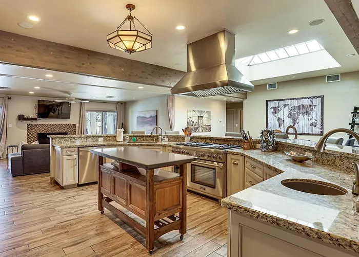 Luxe Pv Estate W/ Private Pool & Sports Court! Dom wakacyjny *